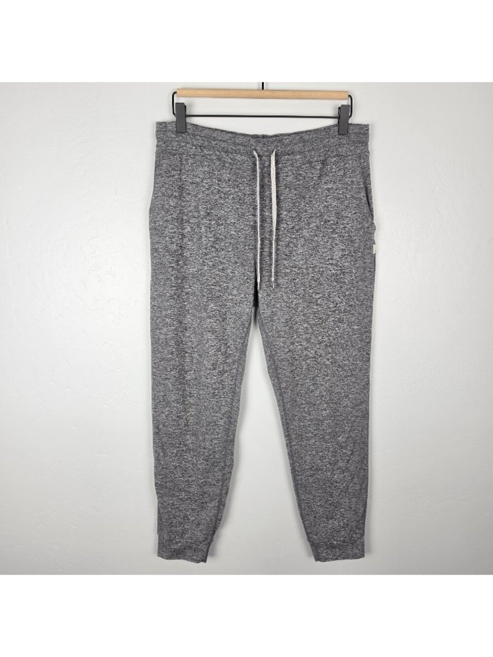 Vuori Performance Jogger DreamKnit Heathered Gray Size M